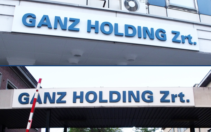 Ganz Holding Zrt.: Térbetű felirat